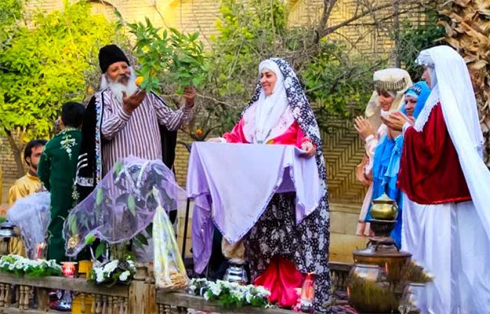 عروسی درخت (Arūsi-ye Derakht): پیمان با مادر طبیعت (مناطق روستایی قدیم)